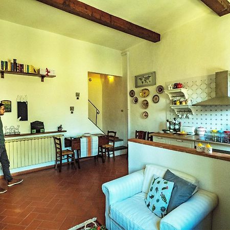 Canacci Undici Florence Luaran gambar