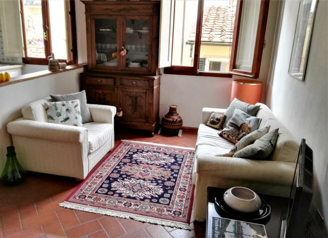 Canacci Undici Florence Luaran gambar